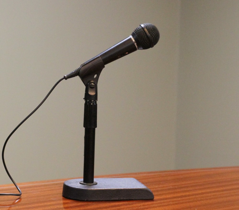 TABLE TOP MICROPHONE STAND