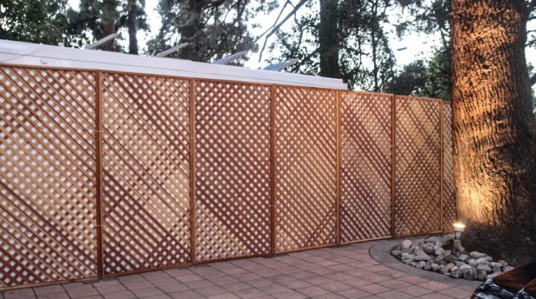4x8 wooden lattice panels
