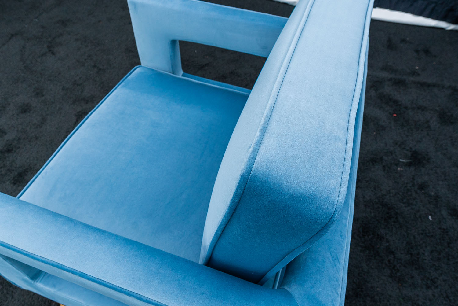 Modern Blue Velvet Chair A1 Party Rental   Thirty 1 